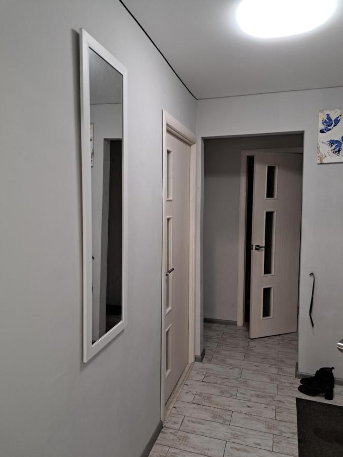 2 Комнаты В Центре Солнечная Галлерея,Мэтро,Сильпо,Кб75 Тысячка 克里沃罗格 外观 照片